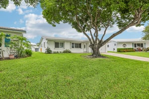 NW 10th Pl-S0207-004.jpg