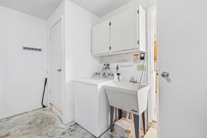 NW 10th Pl-S0207-037.jpg