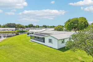 NW 10th Pl-S0207-058.jpg