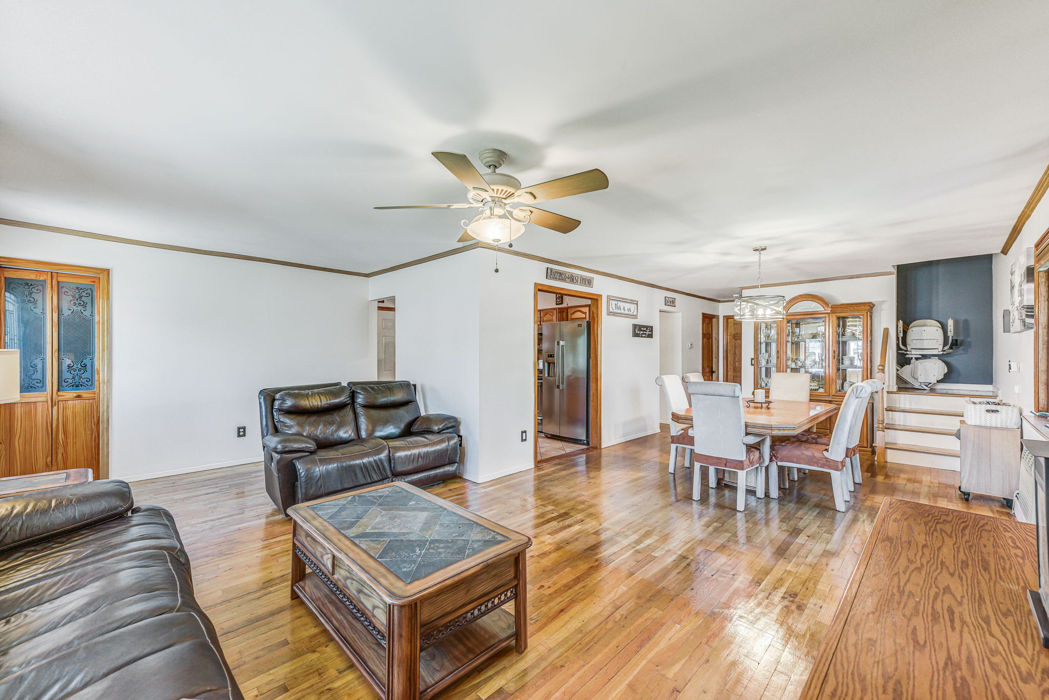 Entrance into living room