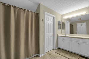 8860 Linksway Dr, Powell, OH 43065, USA Photo 23