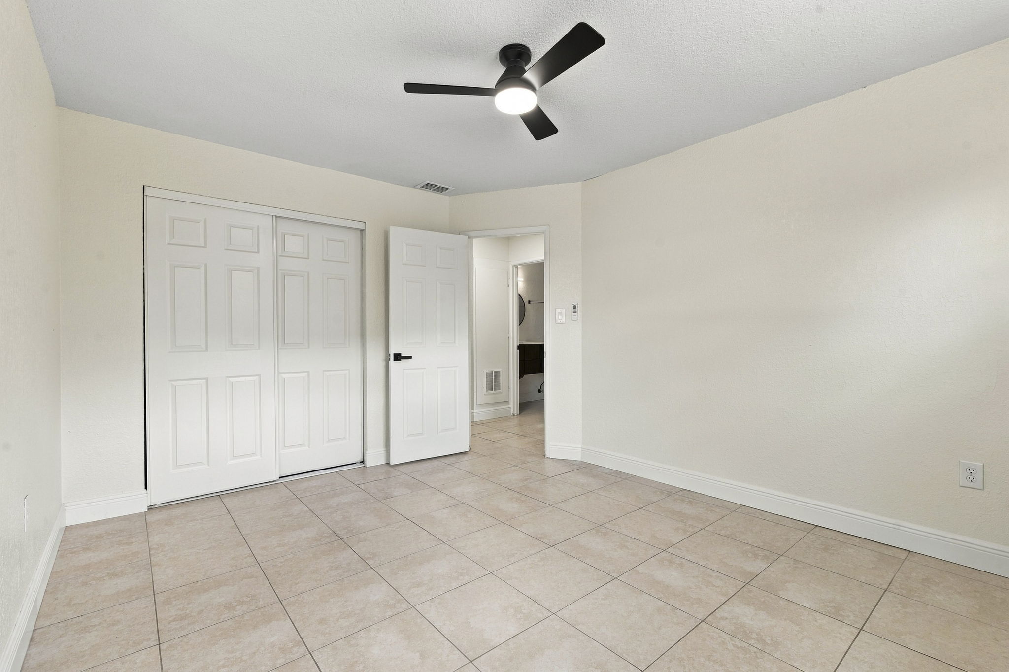Interiors (17)