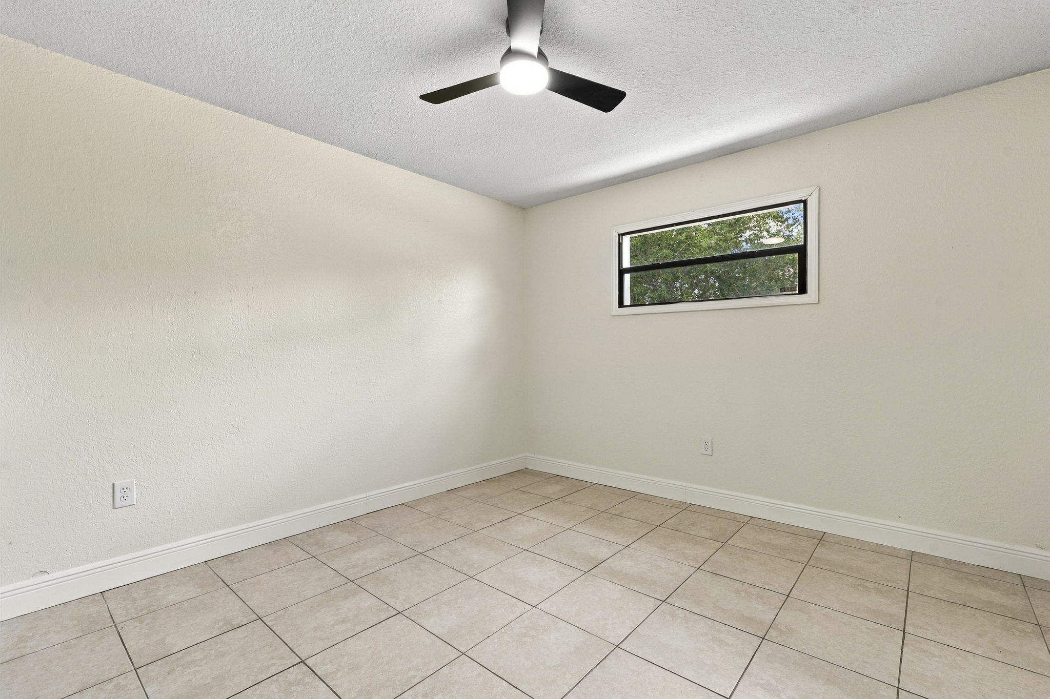 Interiors (18)