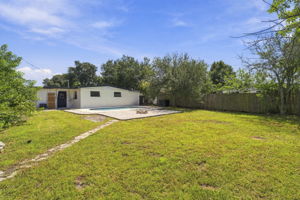 Rear Exteriors (5)