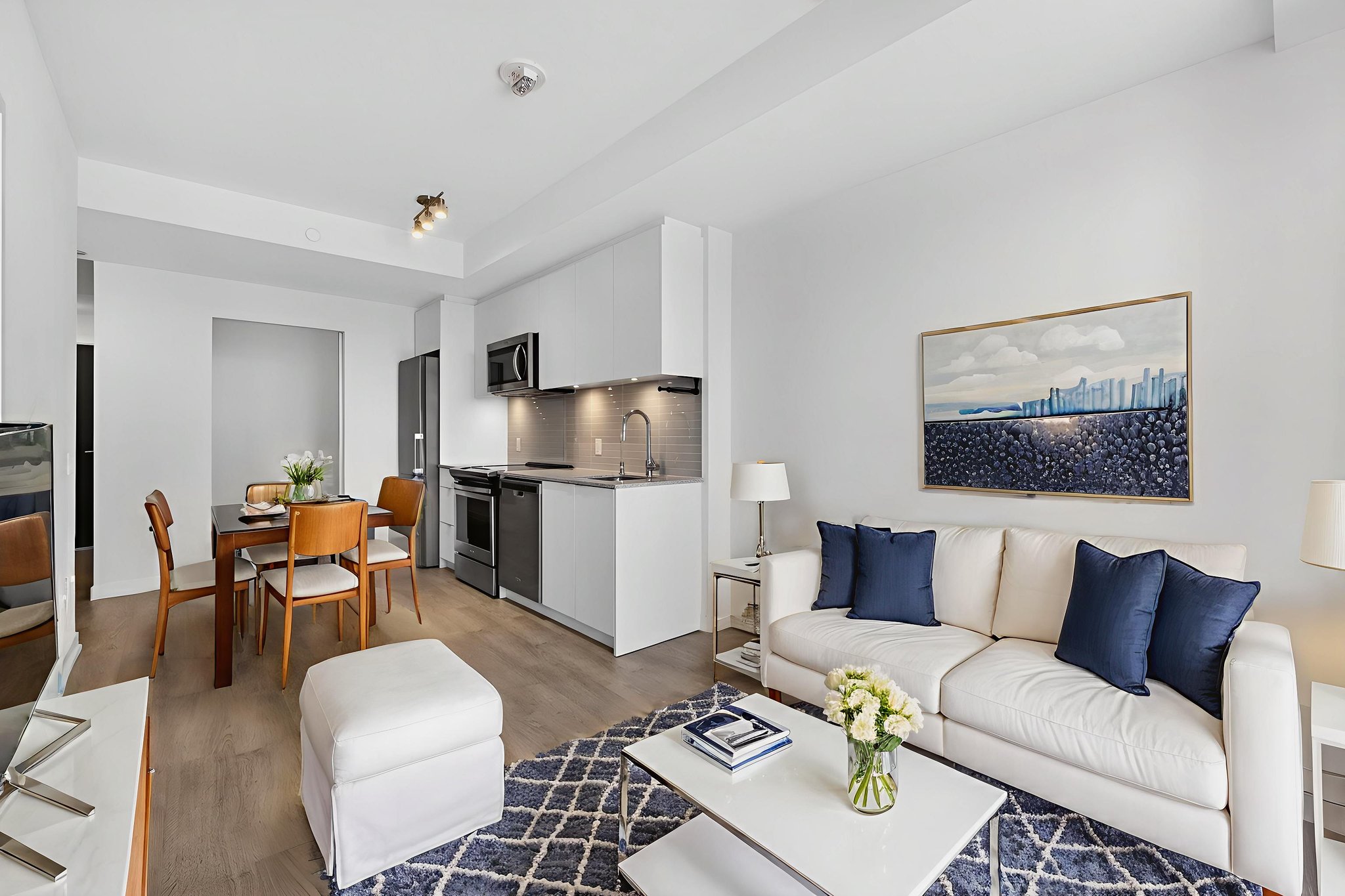 IMG 1-1611 virtually staged.jpeg