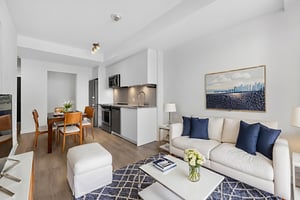 IMG 1-1611 virtually staged.jpeg