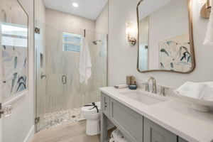 Guest Bath 3