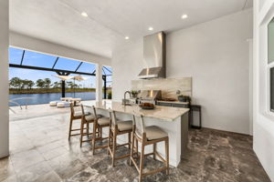 Outdoor Dining - Kitchen
