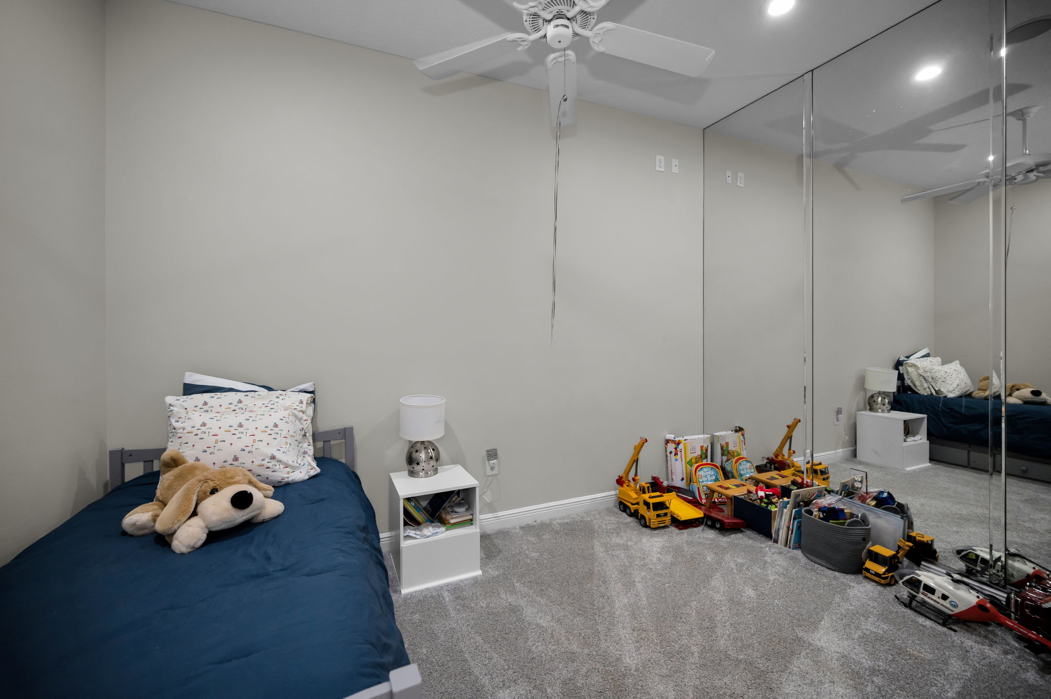 Upper Level Game Room1a