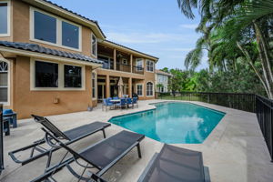 Patio and Pool3