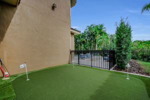 Putting Green3