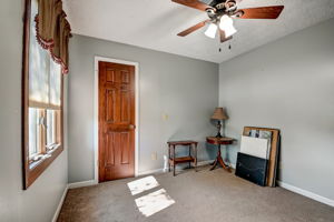 Lesley Ln-037