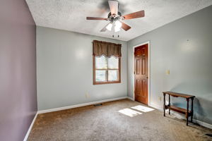 Lesley Ln-038