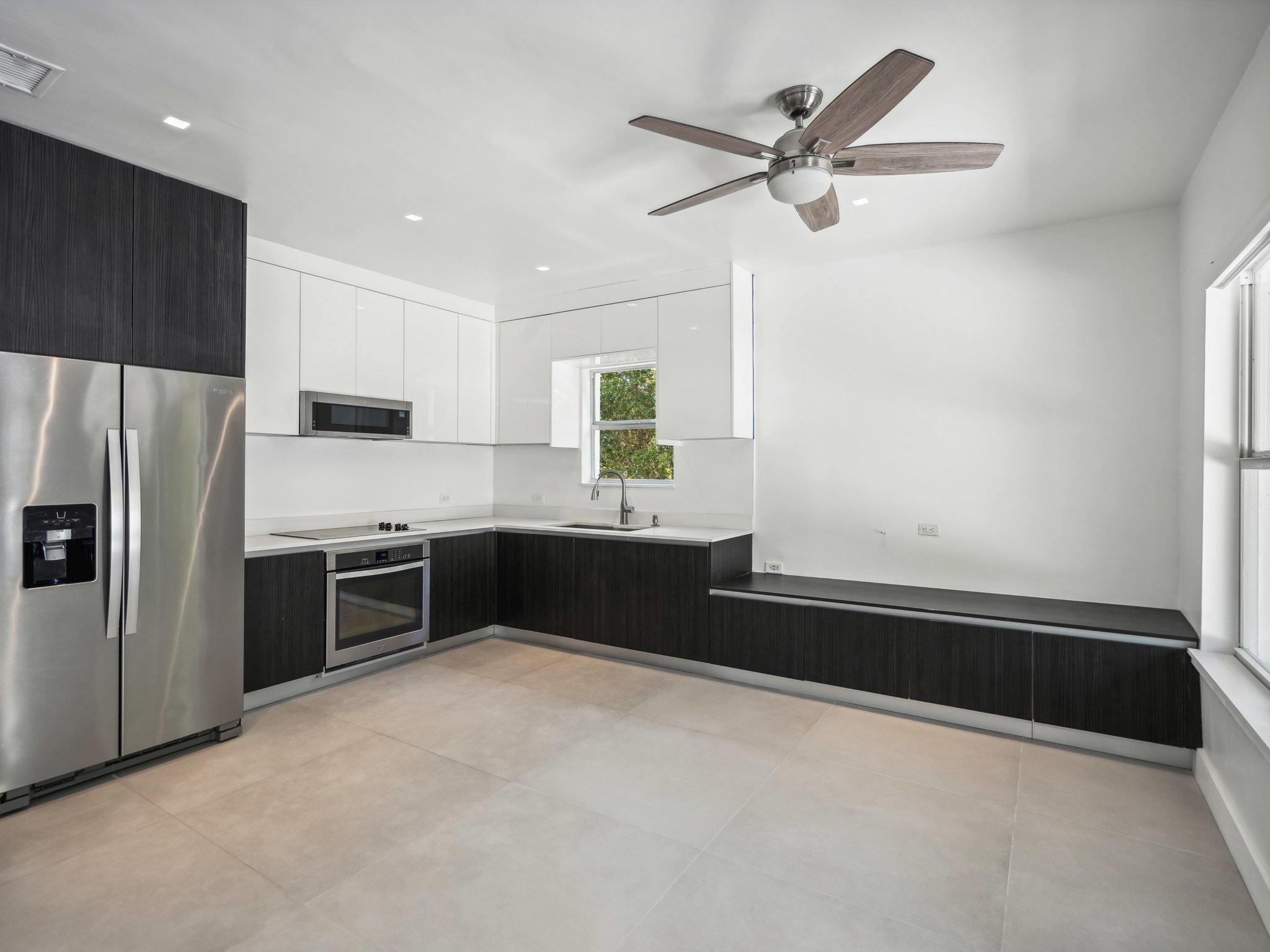 Abbott Ave-009.jpg