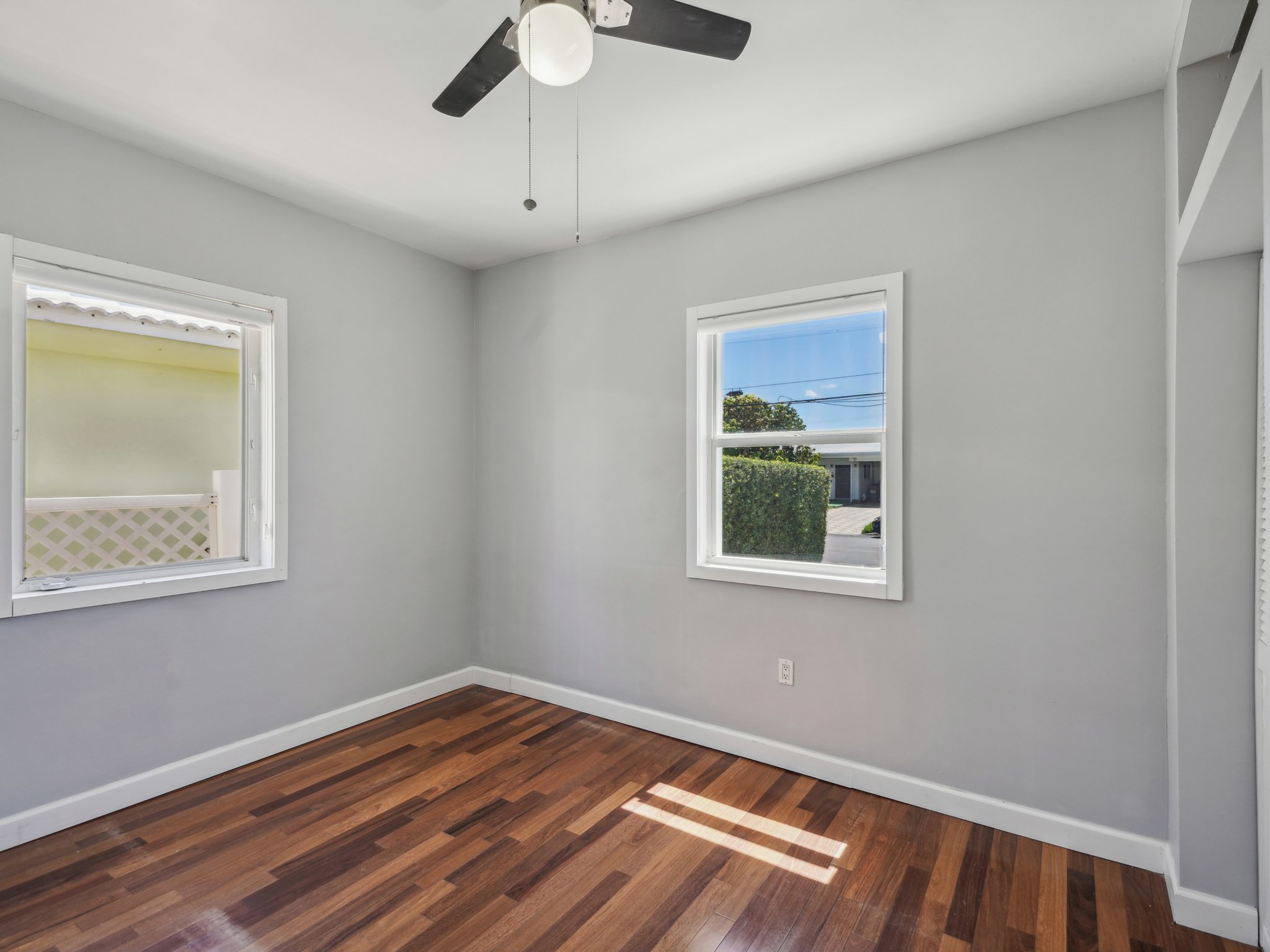 Abbott Ave-018.jpg