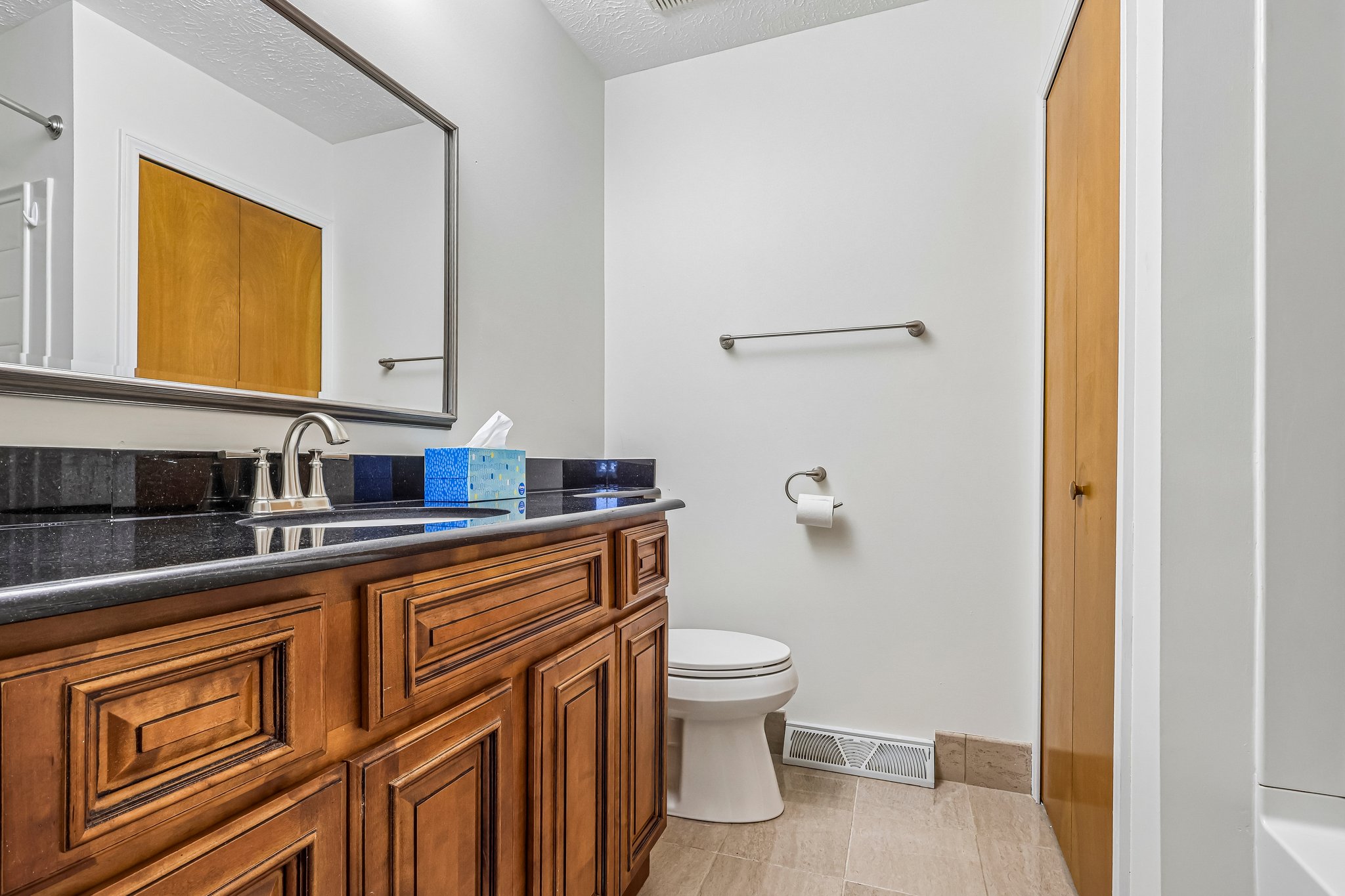 Harris Dr-S2909-017.jpg