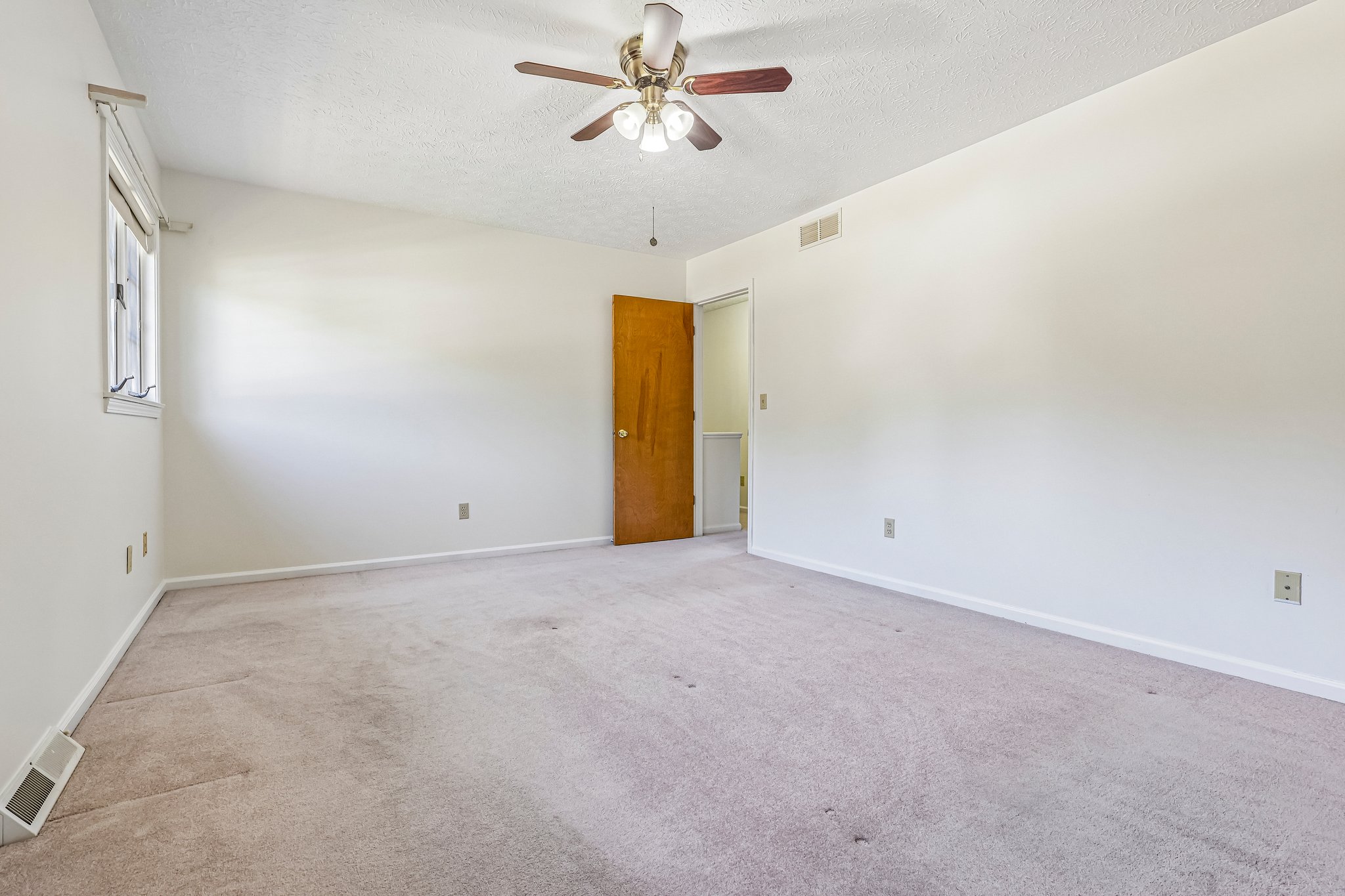 Harris Dr-S2909-031.jpg