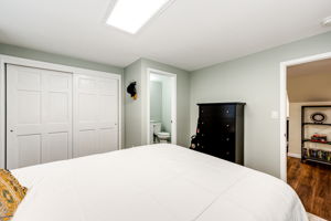  Photo 31