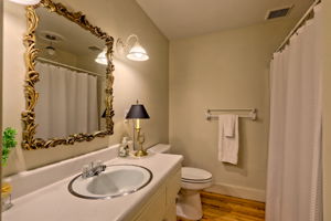  Photo 49