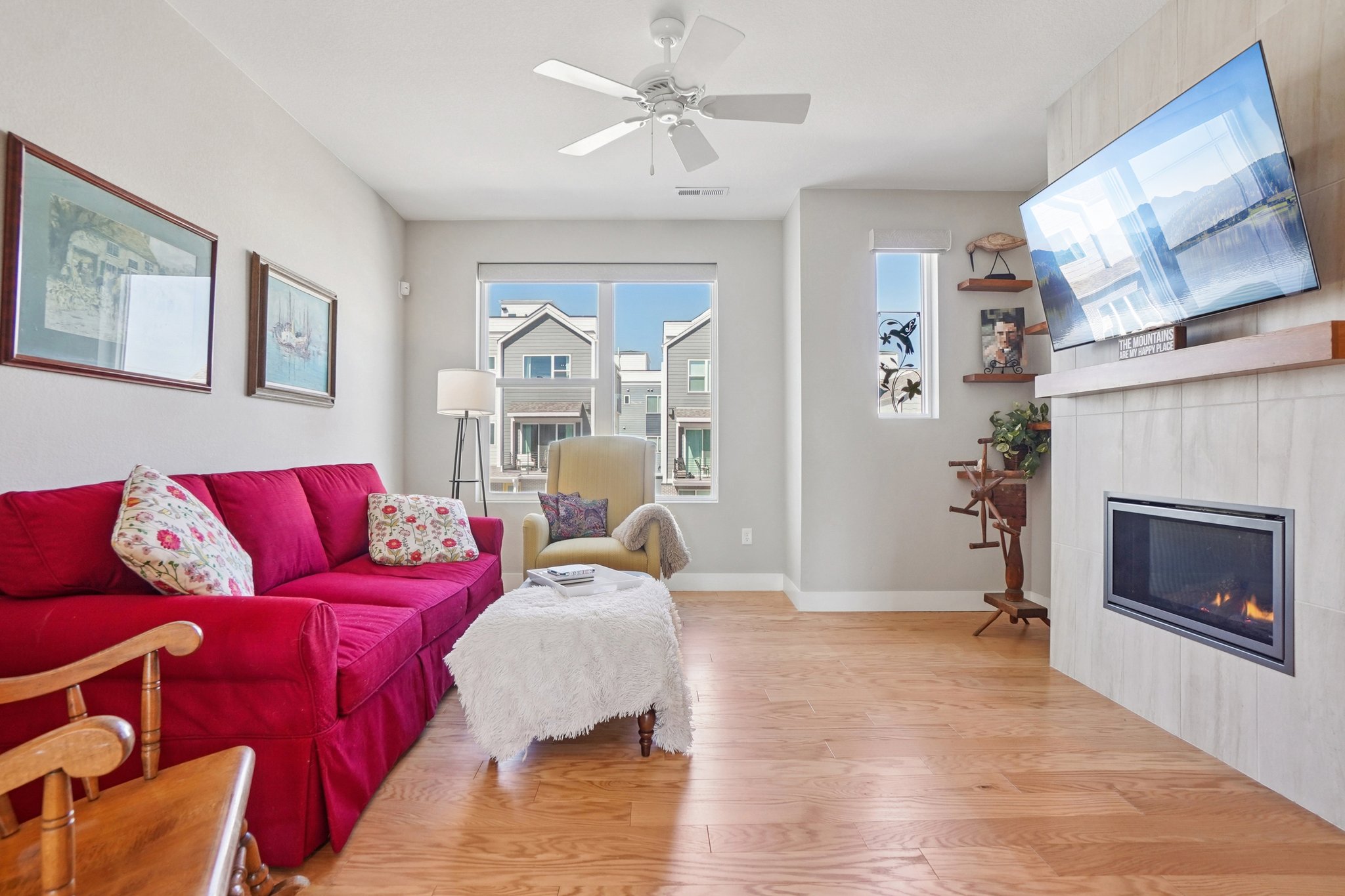 S Valentia St-S2103-010.jpg