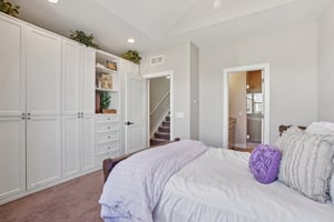 S Valentia St-S2103-026.jpg