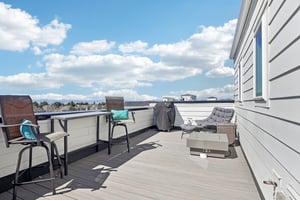 S Valentia St-S2103-039.jpg