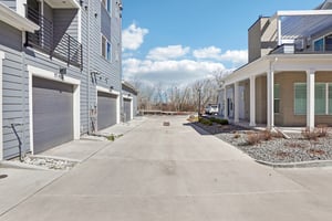 S Valentia St-S2103-048.jpg