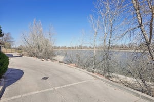 S Valentia St-2103-906.jpg