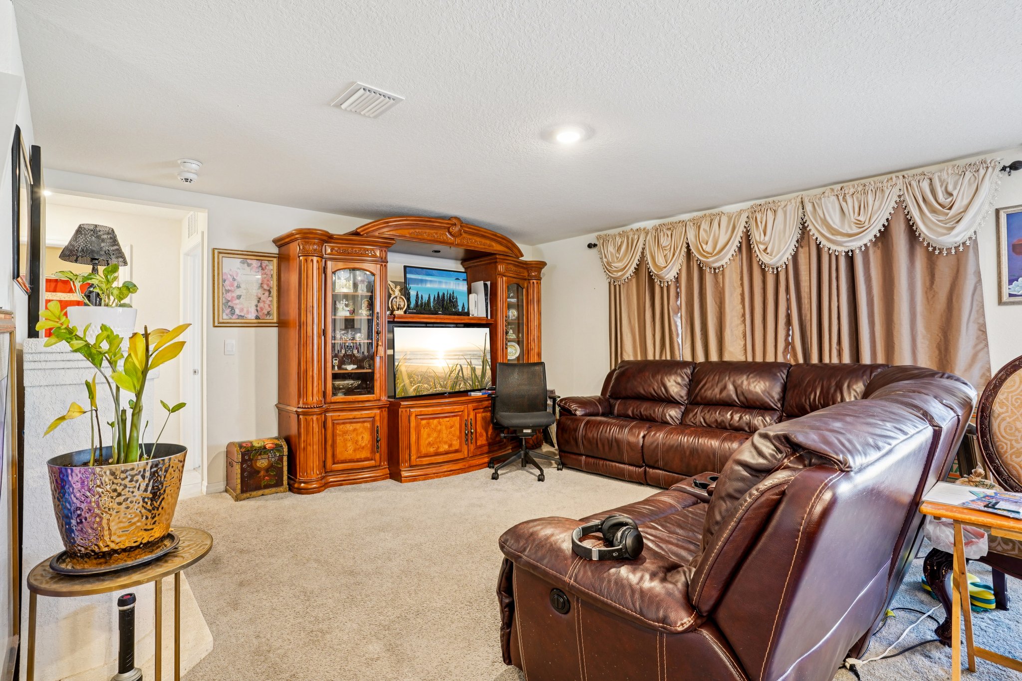 SW 50th Ter-S0702-006.jpg