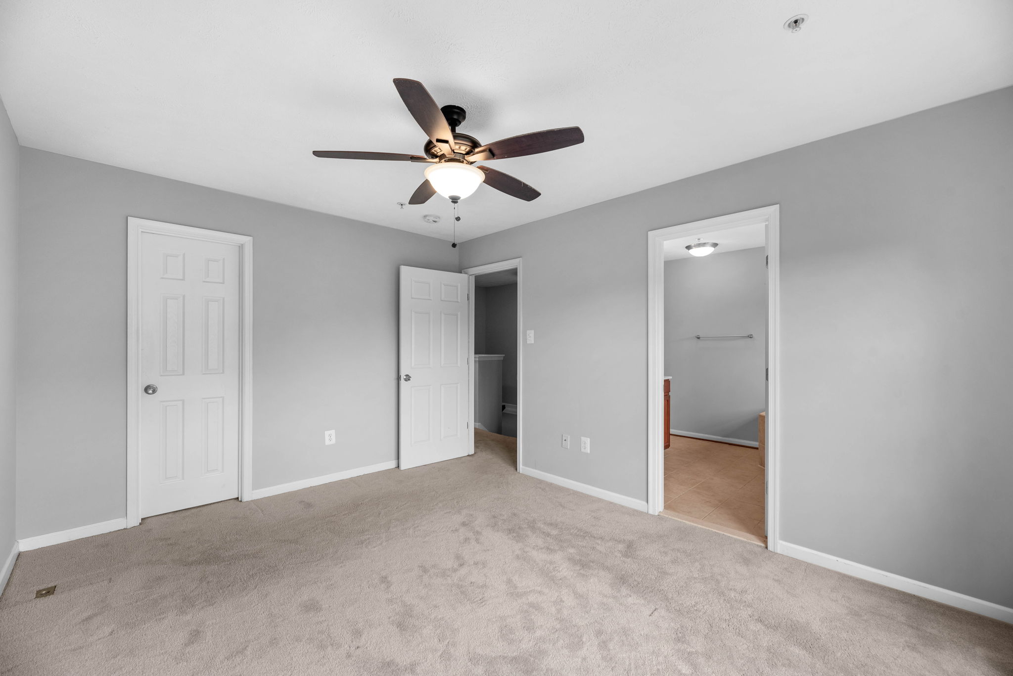 upper bedroom-9