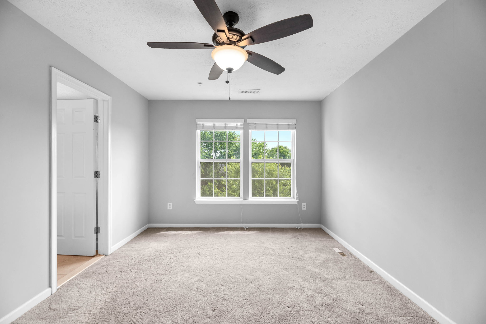upper bedroom-8