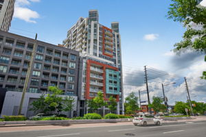 8888 Yonge St Unit 802, Richmond Hill ON