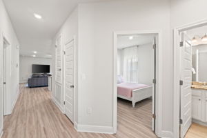  Photo 0