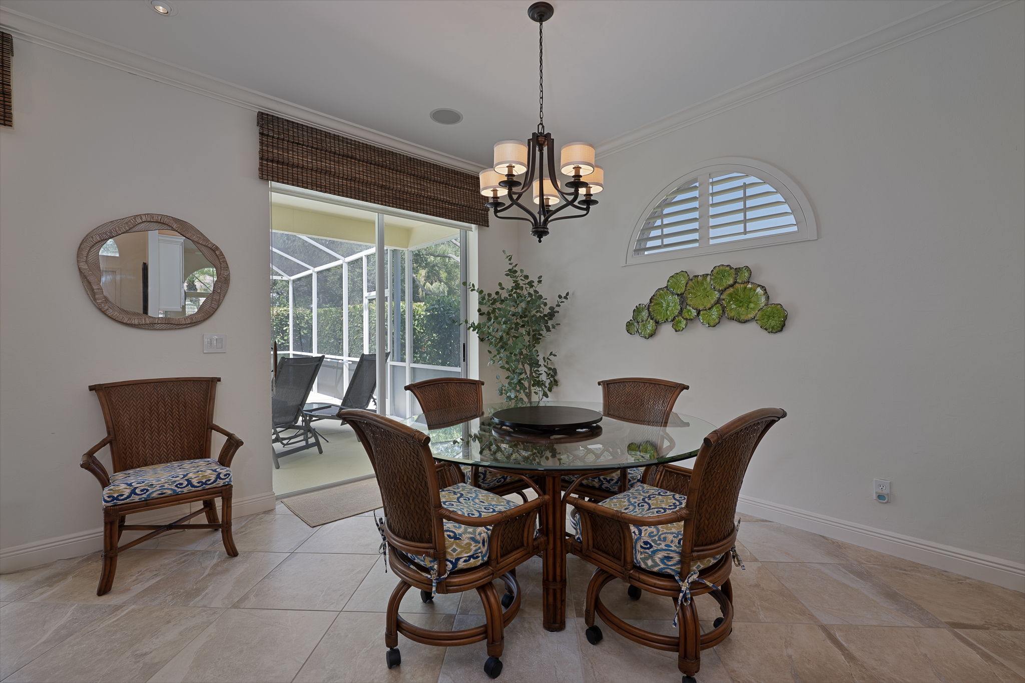 Dining - Eat in Kitchen