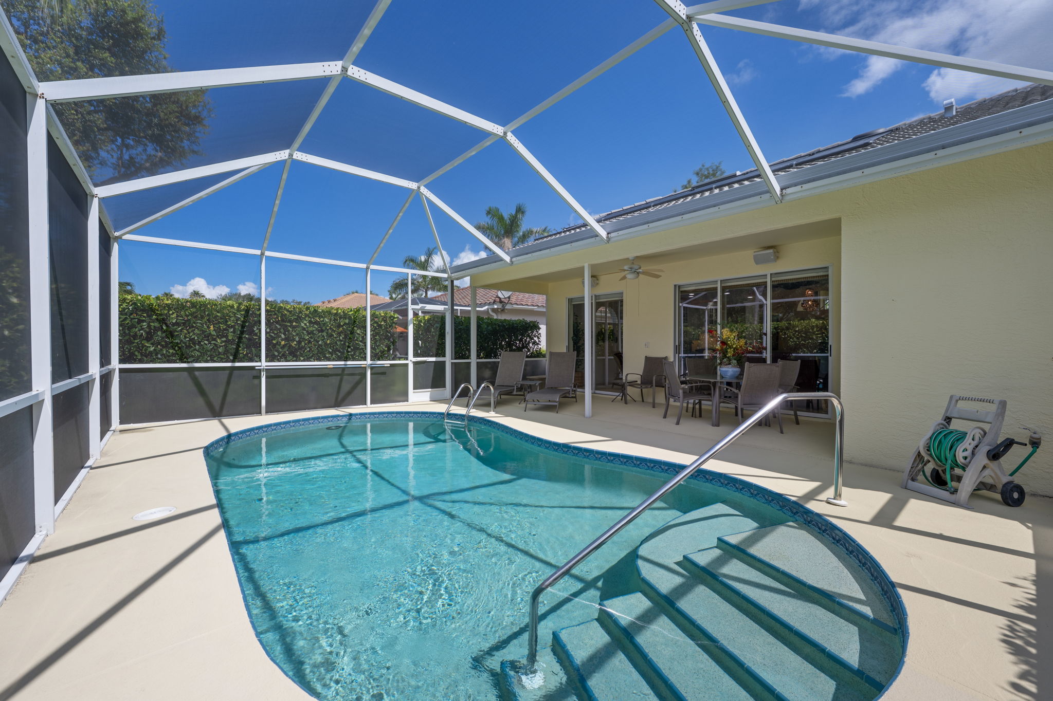 Lanai - Pool - Outdoor Living