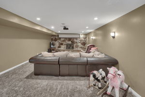  8895 S 540 E, Sandy, UT 84070, US Photo 21