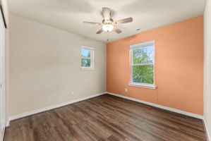 Guest bedroom overlooking the front yard