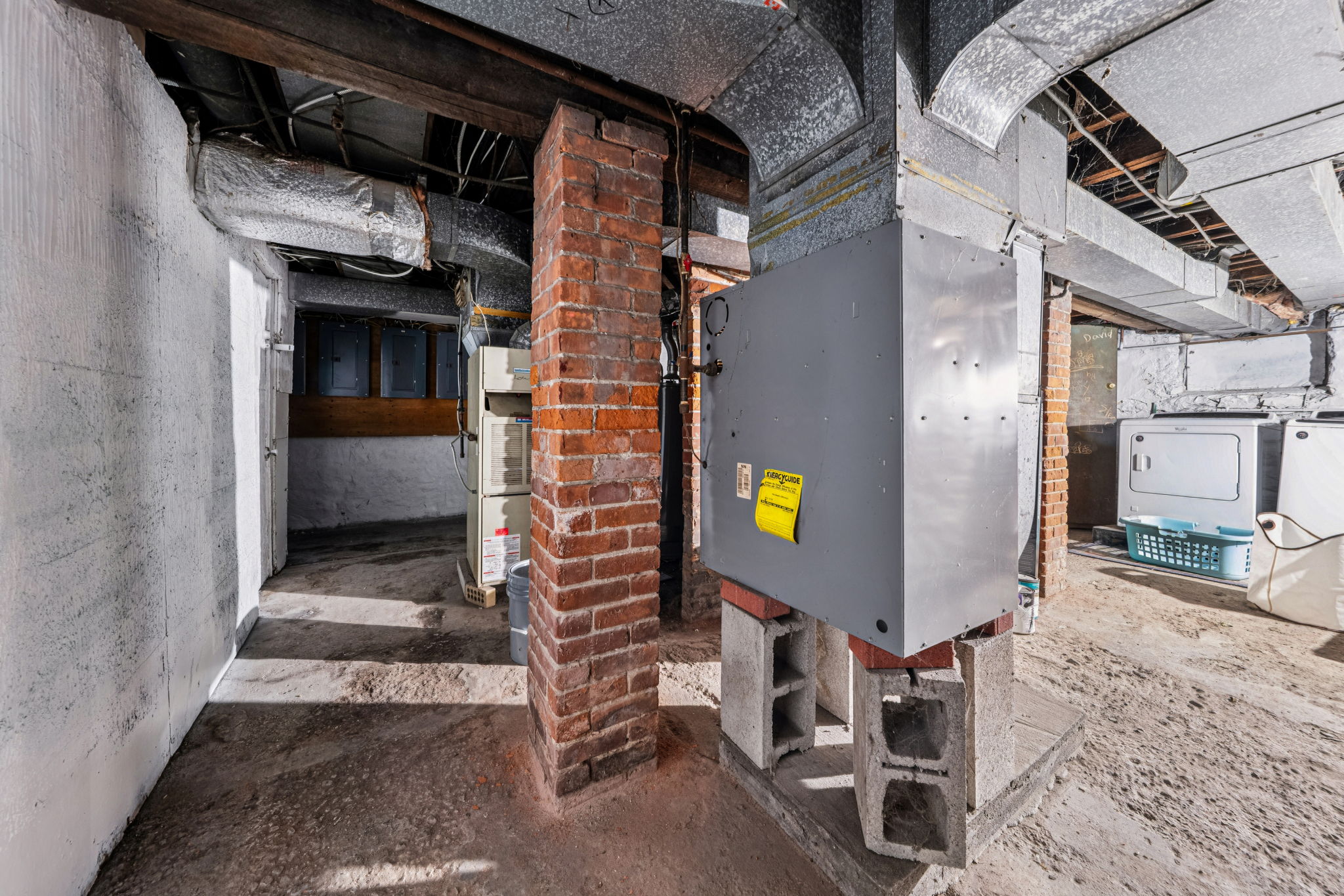 Albany St -S0502-007