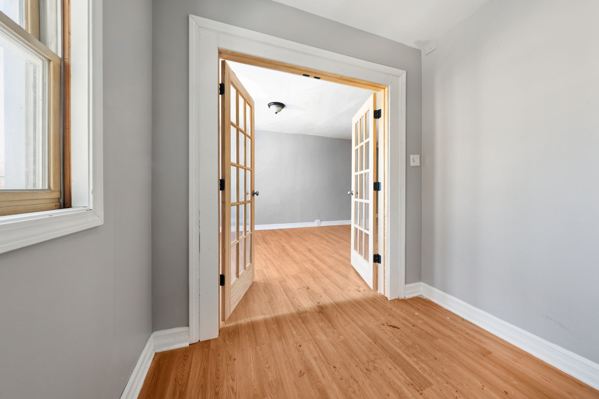 Albany St Unit 2 Second Floor-S0502-017