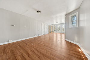 Albany St Unit 2 Second Floor-S0502-009