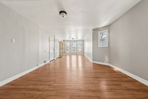 Albany St Unit 2 Second Floor-S0502-010