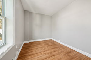 Albany St Unit 2 Second Floor-S0502-024