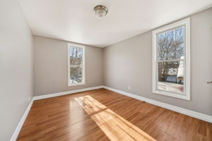 Albany St Unit 2 Second Floor-S0502-027