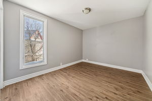 Albany St Unit 2 Second Floor-S0502-031