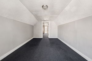 Albany St Unit 3 Third Floor-S0502-008