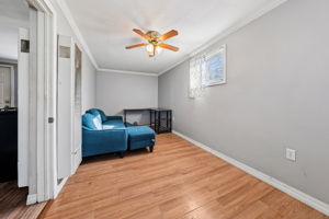 Albany St Unit 4 Studio Back-S0502-008