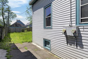  Photo 47