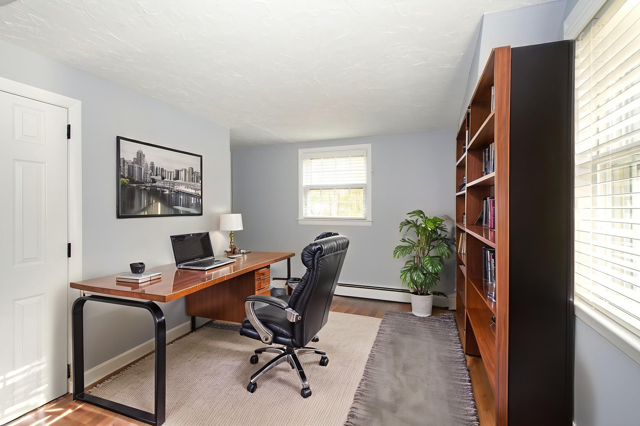 DSC_4506_HR virtually staged.jpeg