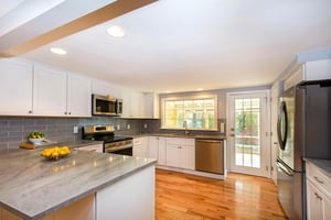 DSC_4459_HR virtually staged.jpeg