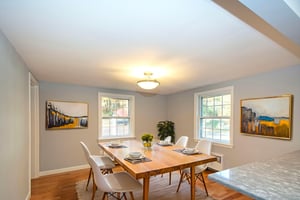 DSC_4467_HR virtually staged.jpeg